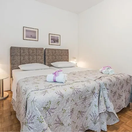 2 Bedroom Stunning In Apartament Vodice